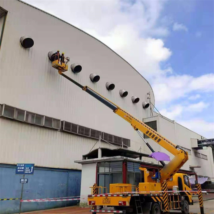 祁门县高空作业车出租服务：专业广告牌安装解决方案